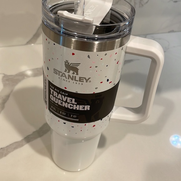Stanley - TERRAZZO PEARLESCENT - ‘OG’ 40 oz. Adventure Quencher Tumbler -  NWT! - Picture 6 of 7